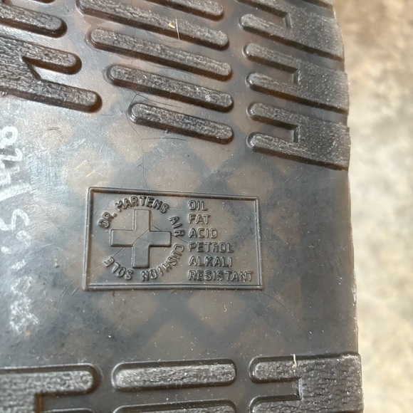 Dr. Martens Clarissa Sandals Size 8 - Picture 11 of 12